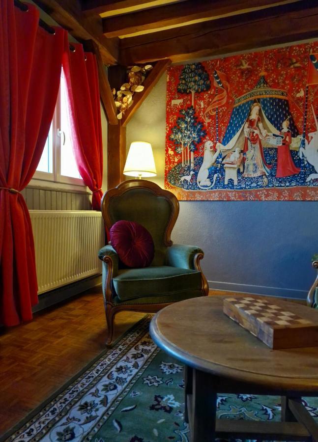 Le Gite Ensorcele Saint-Jean-Soleymieux Екстериор снимка
